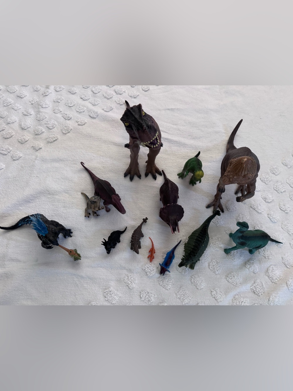 Lot of 13 dinosaurs some Jurassic World